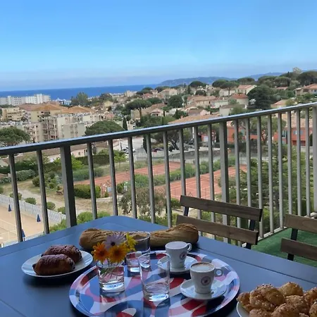 Petit Coin De Paradis! Apartment